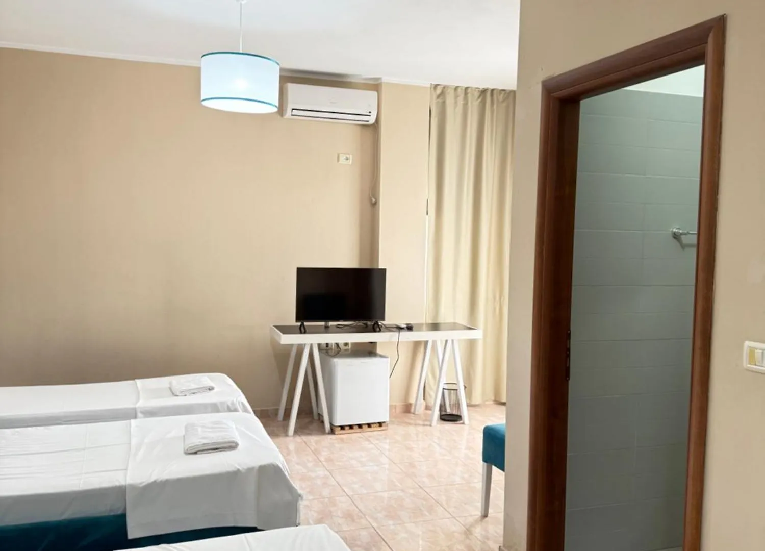 Amaia Hotel & Restaurant Sarandë 3*,  Albania